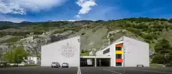 Schulhaus in Niedergesteln